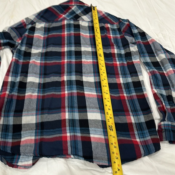 Stoic, lightweight flannel size medium - Picture 6 of 6